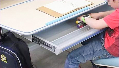 兒童學(xué)習(xí)桌大抽屜應(yīng)用