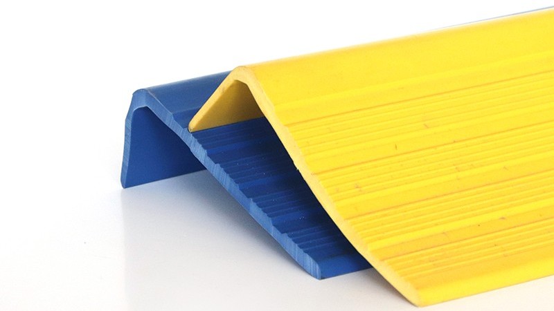 擠出塑料異型材用3大步驟告訴你整個(gè)生產(chǎn)流程