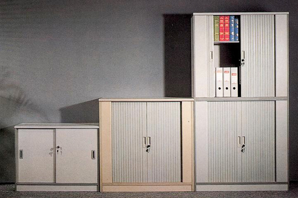 塑料卷簾門應(yīng)用